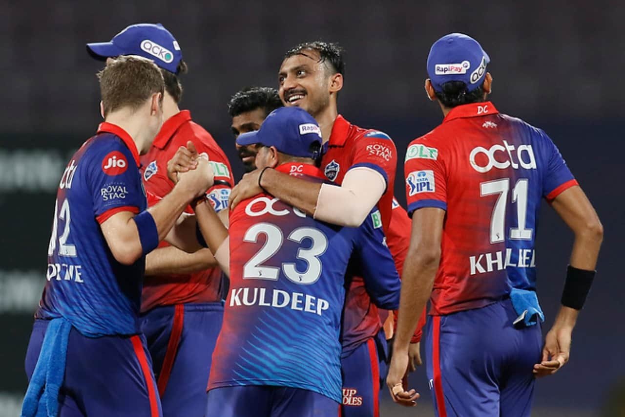 CSK VS DC